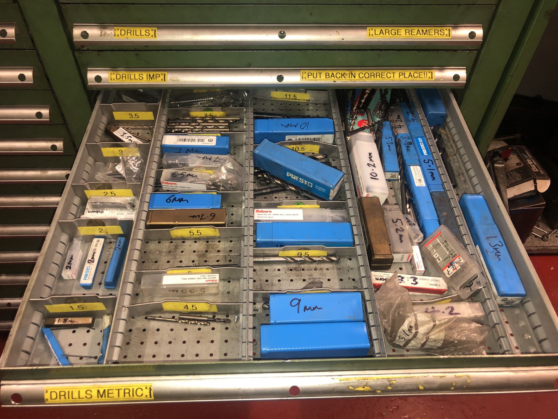 Four Section Multi-Compartment Steel Stock Storage Unit, including helicoil, dye nuts, masonry drill - Image 39 of 41