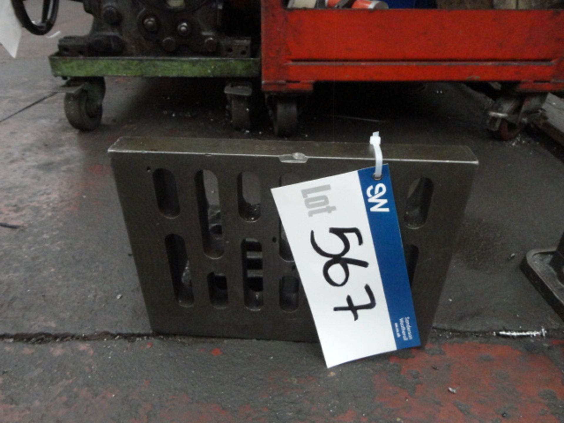 226mm Slotted Angle Plate