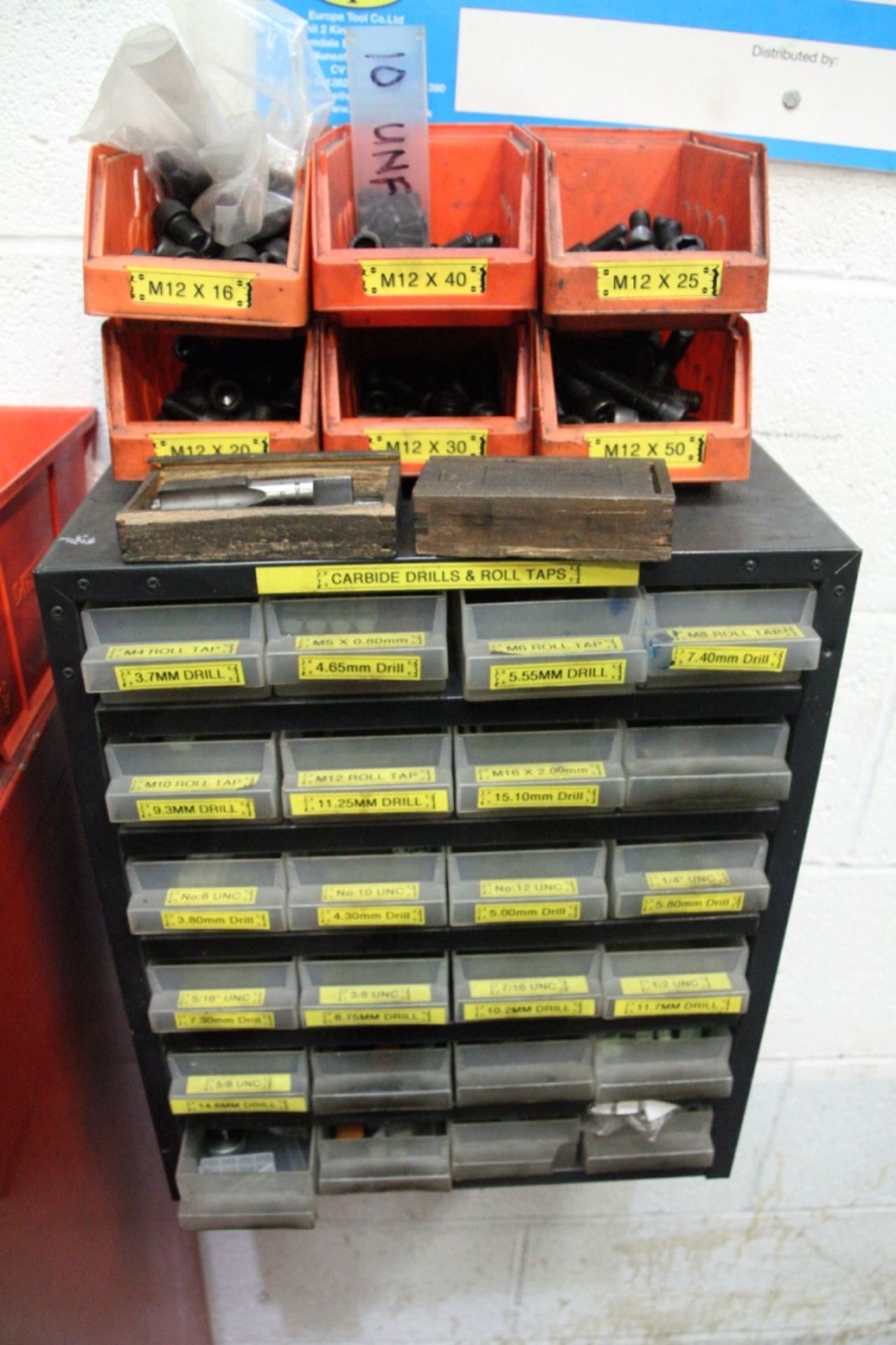 MULTI-DRAWER STEEL MOBILE CABINET, with contents including drills, inserts and machine tooling, with - Image 21 of 22