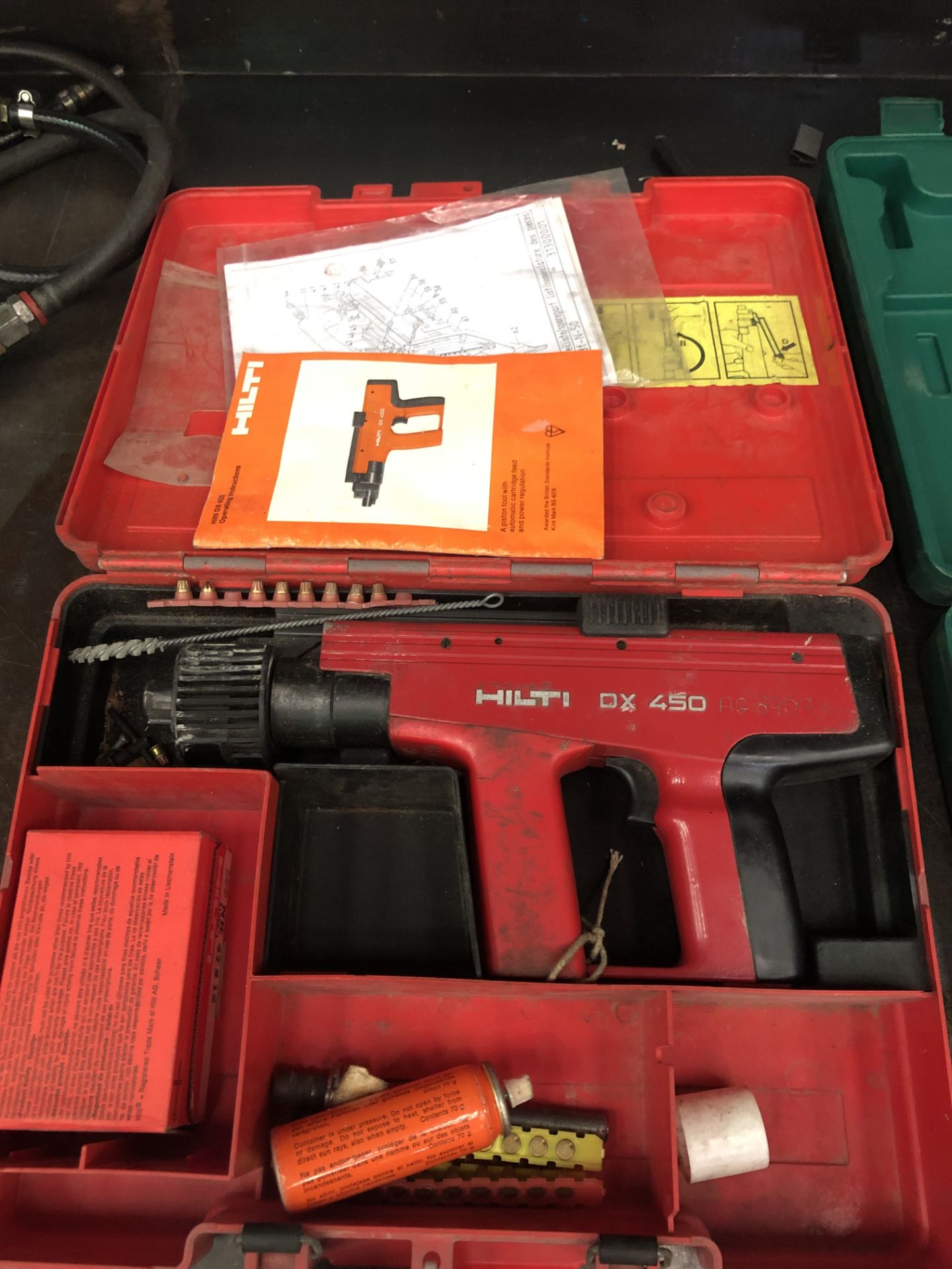 Hilti DX450 Cartridge Gun