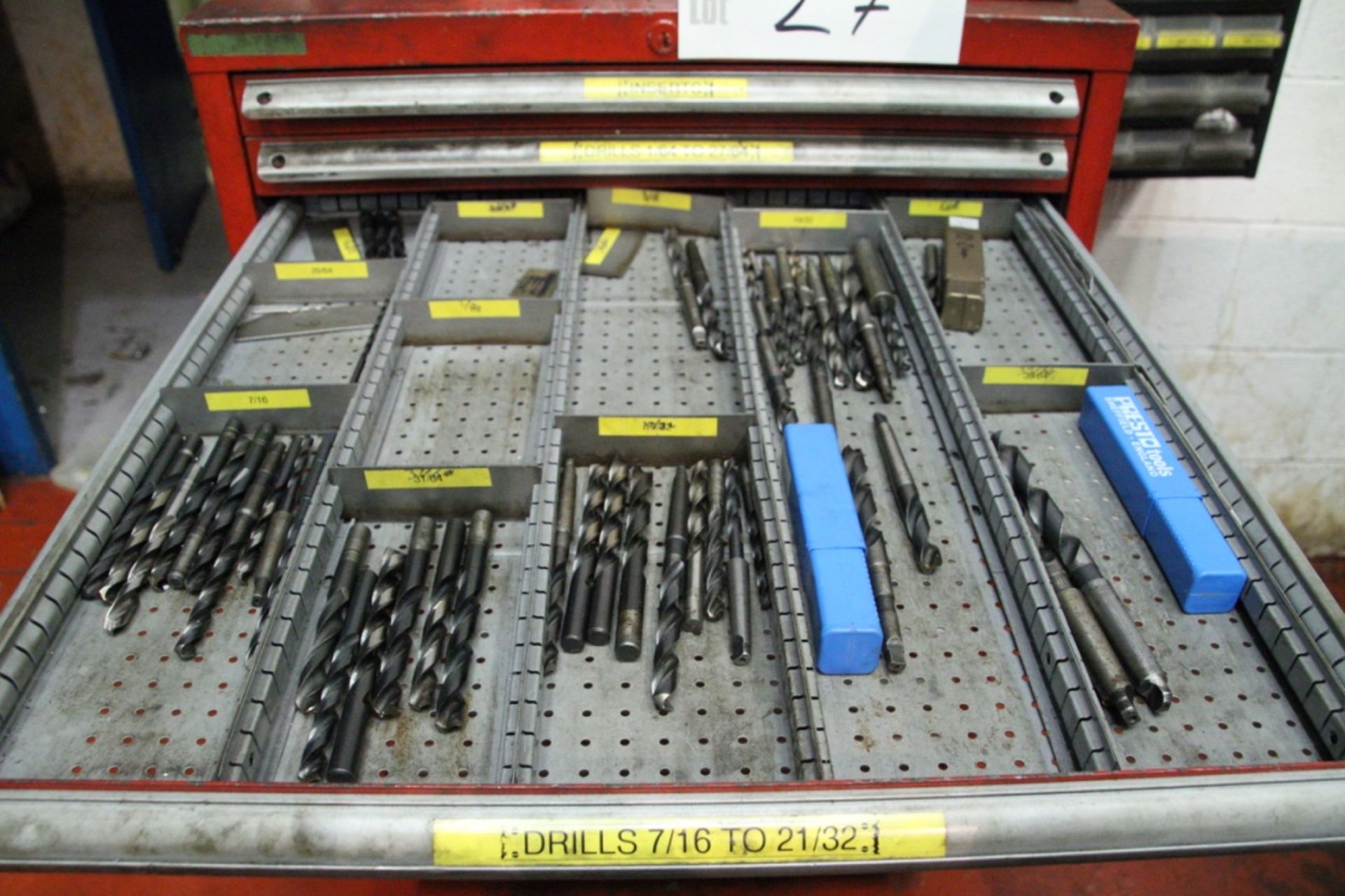 MULTI-DRAWER STEEL MOBILE CABINET, with contents including drills, inserts and machine tooling, with - Image 6 of 22