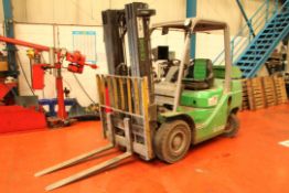 Cesab M325D 2500kg Diesel Fork Lift Truck, serial no. CE358548, year of manufacture 2011,