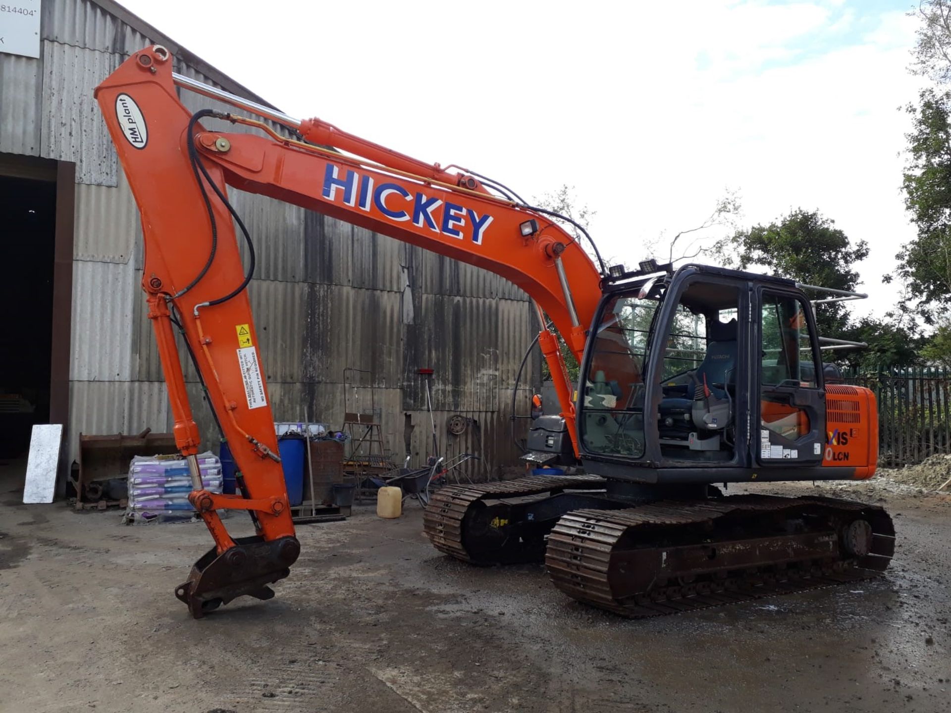 Hitachi ZX130LCN-3 Tracked Excavator, serial no. HCMBCH00L00300356, year of manufacture 2011, - Image 4 of 6