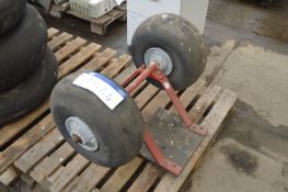 Axle, with tyres