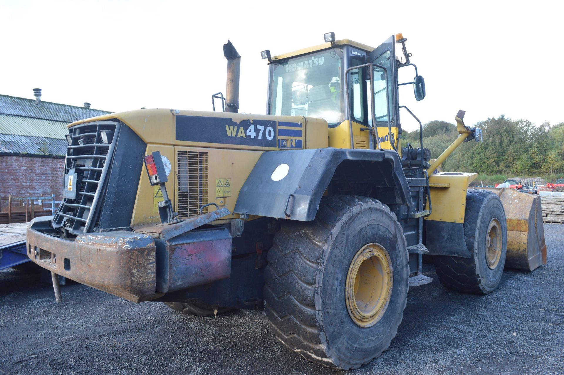 Komatsu WA470-5H LOADING SHOVEL, serial no. WA470H50409, year of manufacture 2004 (please note 5% - Image 2 of 3