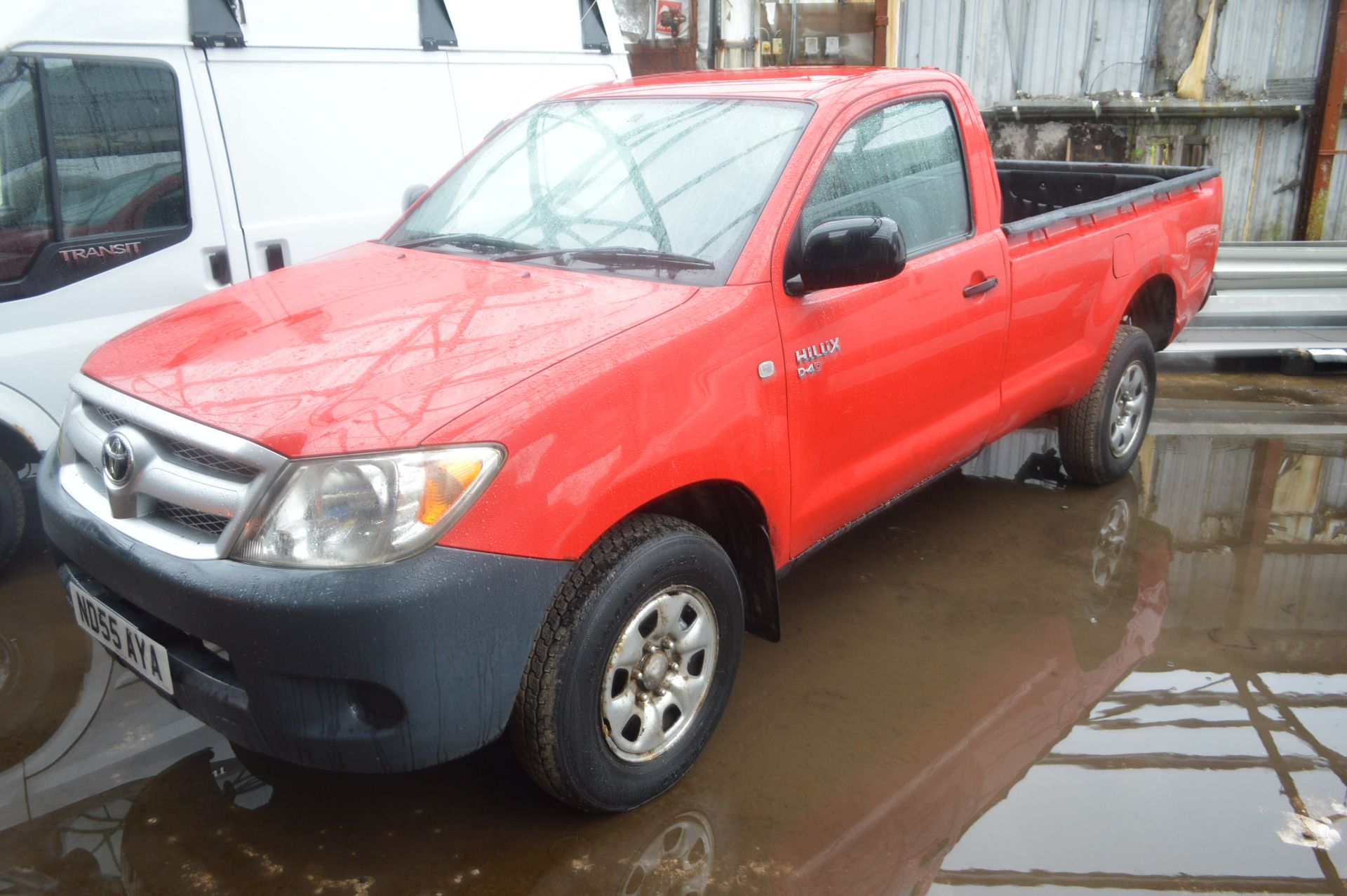 Toyota Hilux HL2 Diesel Pickup Truck, registration no. ND55 AYA, date first registered 30/09/2005, - Image 2 of 5