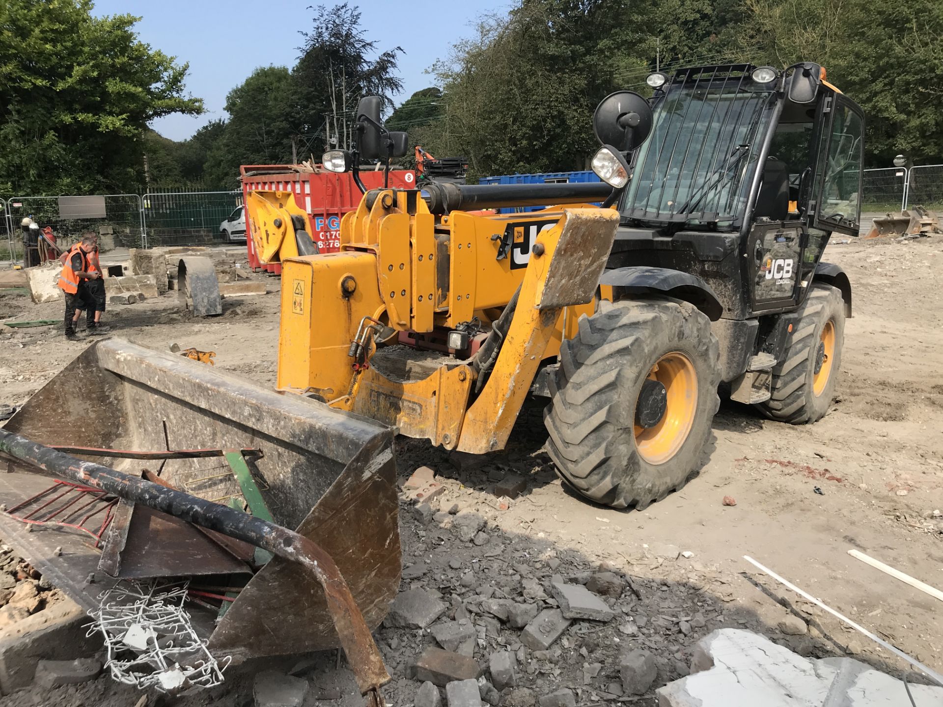 JCB 540-170 Loadall Telehandler, identification no. JCB5AF7GAG2467681, reg no. YP66 ZYK, year of - Image 2 of 9