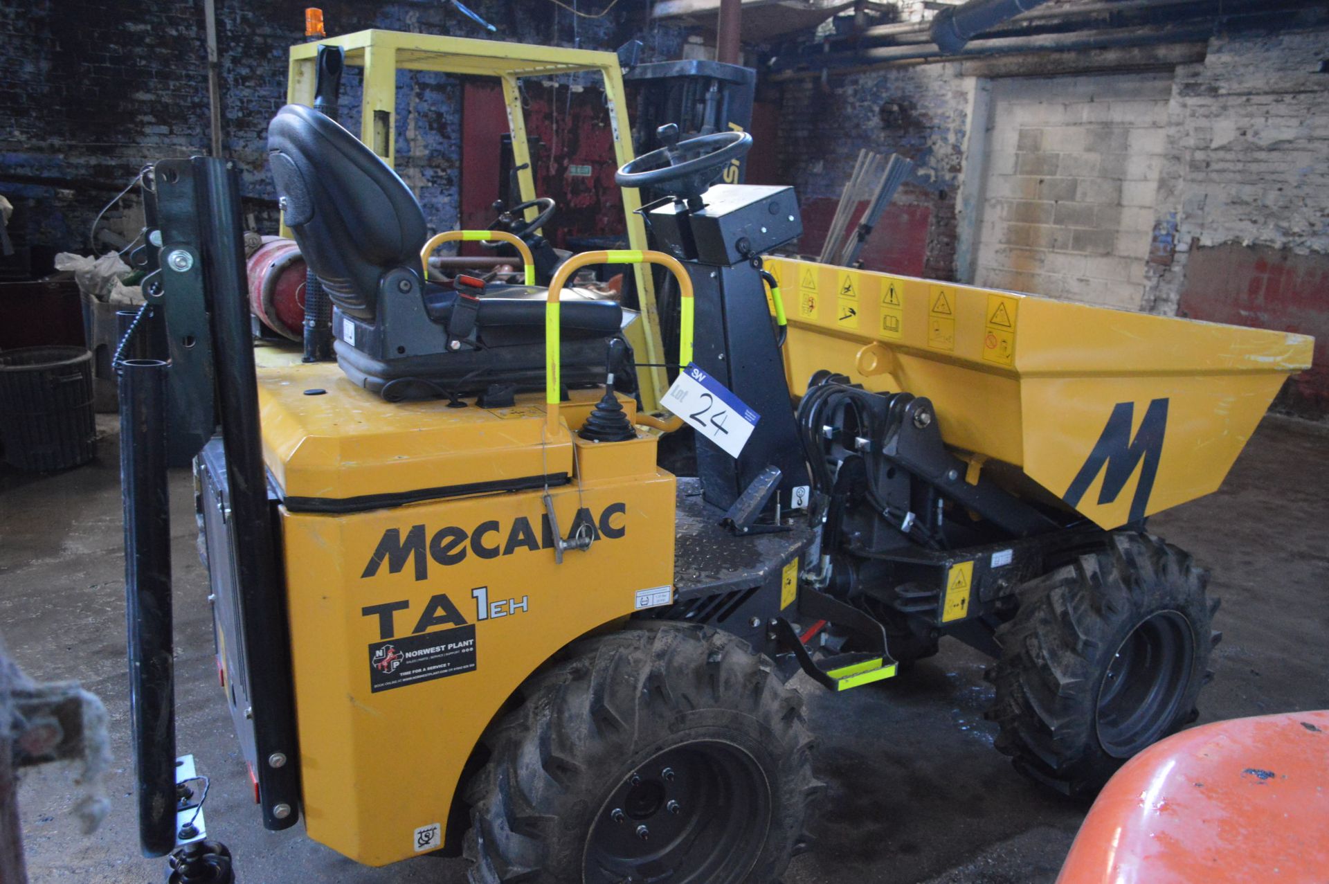 Mecalac TA1EH 1 Tonne Dumper, VIN no. SLBDPPK0EK1NY6424, year of manufacture 2019, indicated hours - Image 2 of 4