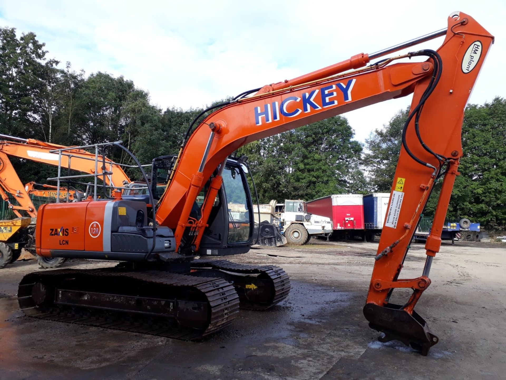 Hitachi ZX130LCN-3 Tracked Excavator, serial no. HCMBCH00L00300356, year of manufacture 2011,