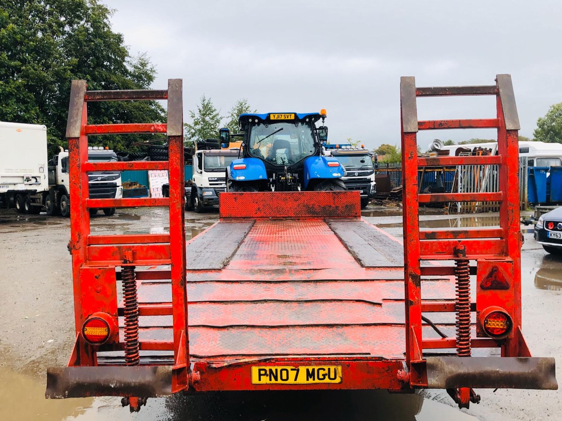 NC Tractor Low Loader Trailer (please note 5% Buyers Premium + VAT is payable on the hammer price of - Image 2 of 11