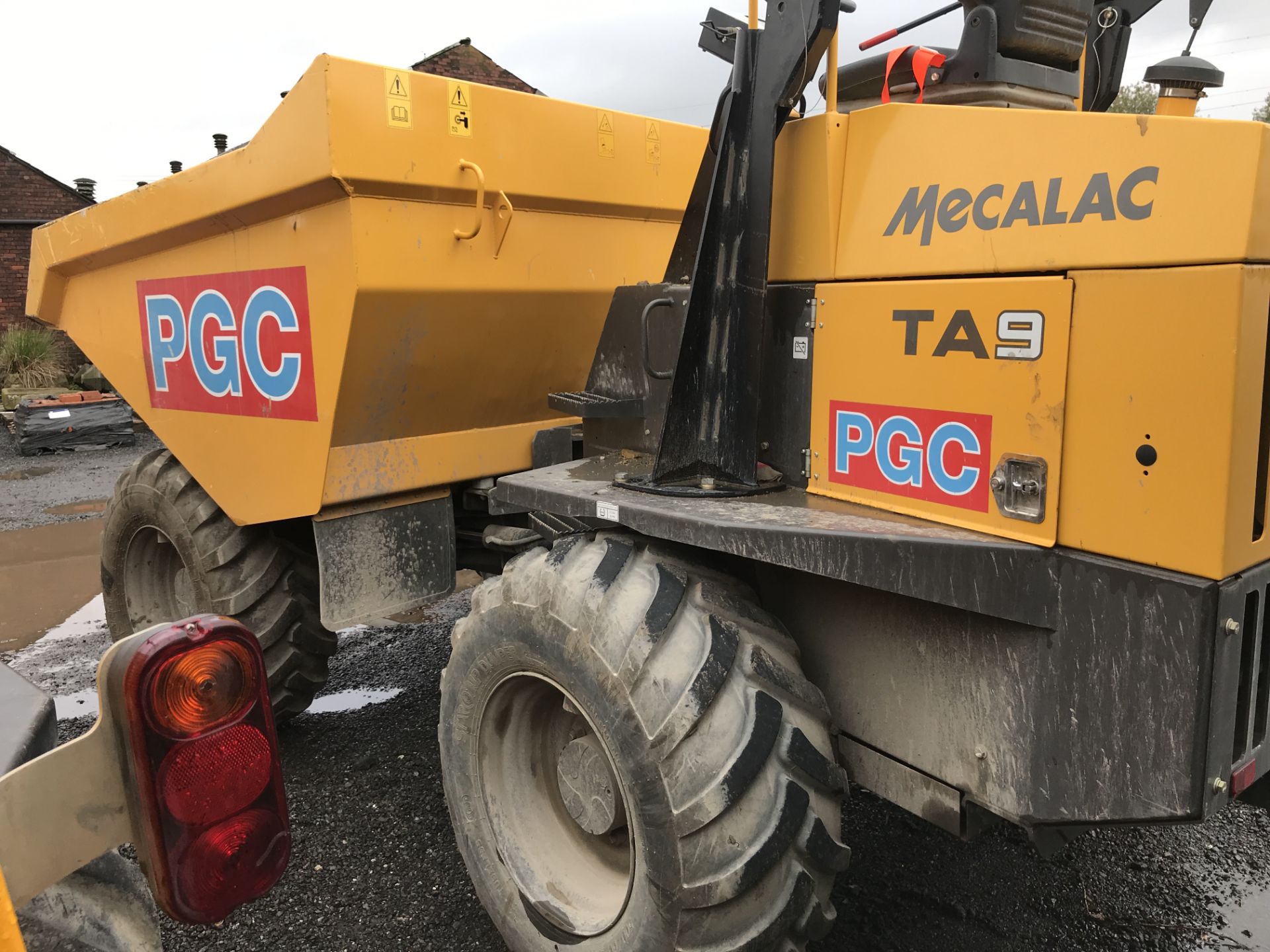 Mecalac TA9 9 Tonne Dumper, VIN no. SLBD1DJ0EJ6PS5252, year of manufacture 2018, indicated hours 412 - Image 3 of 5