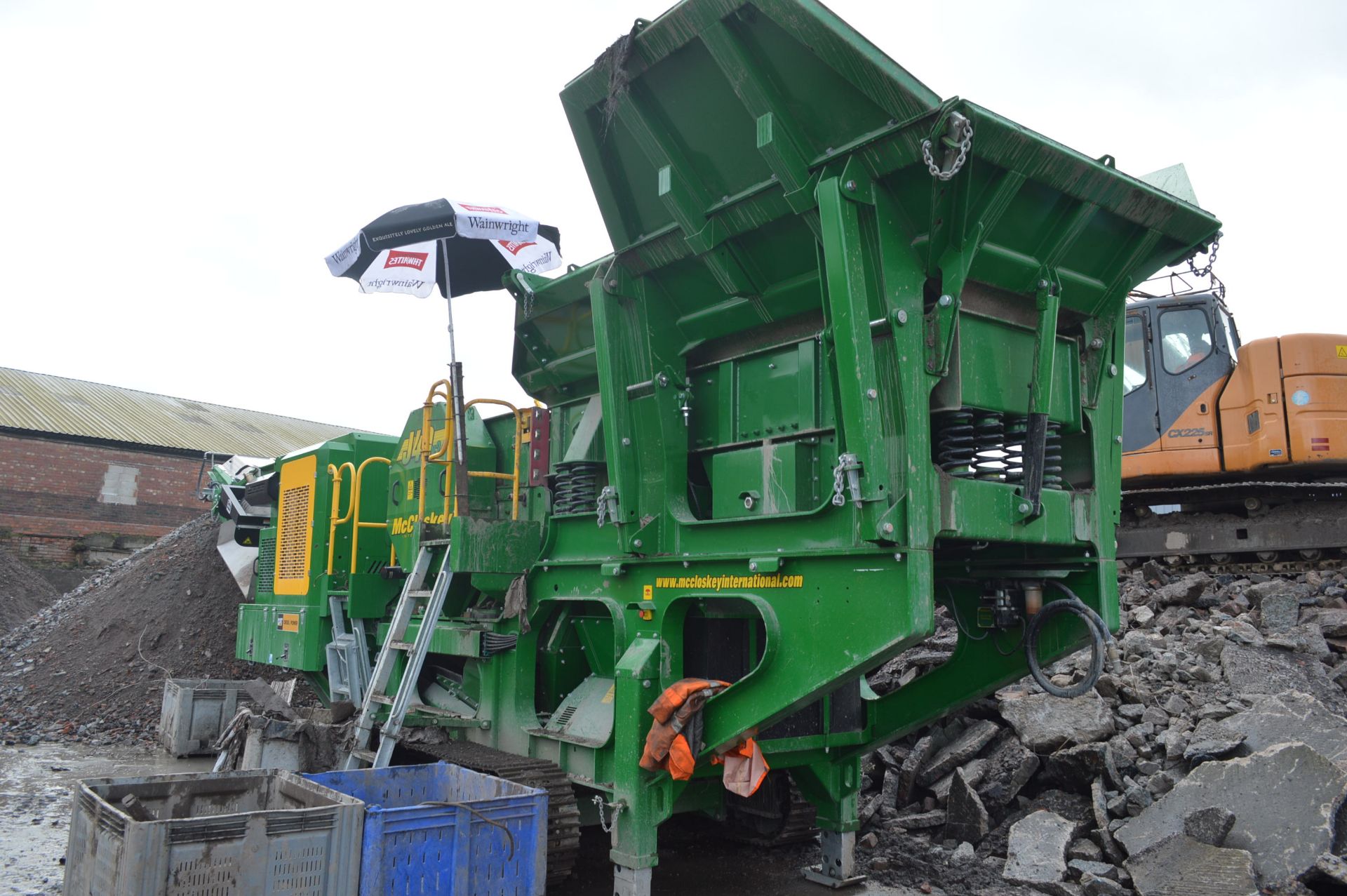 McCloskey J40v2 Jaw Crusher, serial no 76006, year of manufacture 2019 (please note 5% Buyers - Image 2 of 6