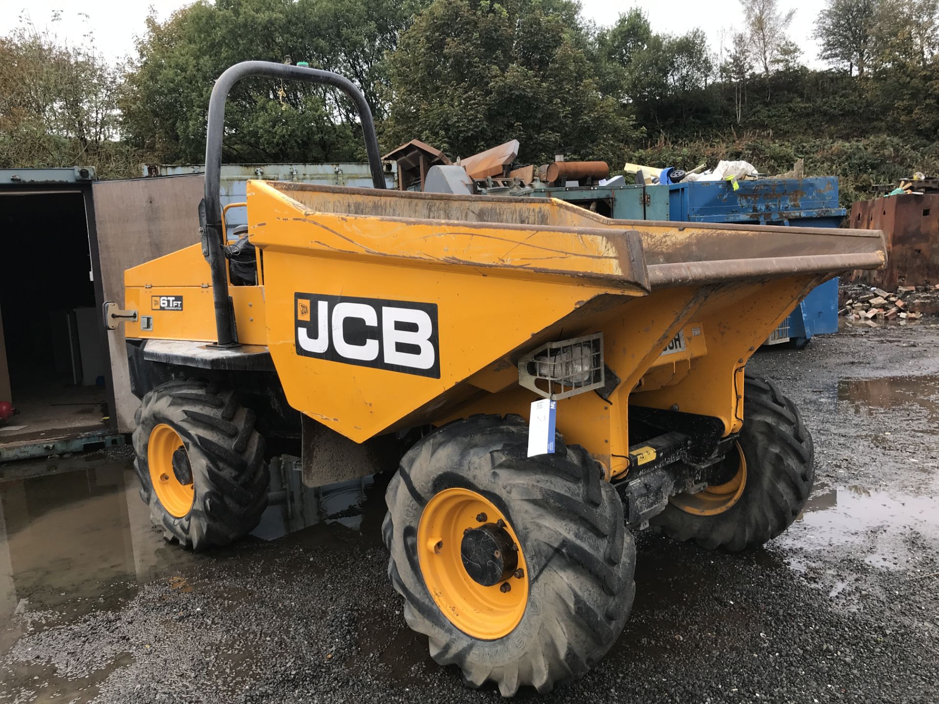 JCB 6TFT Powershuttle 6 Tonne Swivel Dumper, registration no. MD65 GUH, year of manufacture 2015,