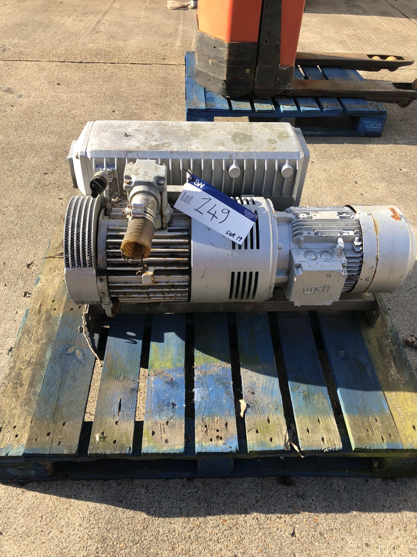 Busche RA250 & SV1040 Vac Pumps, lift out charge - £30 - Image 2 of 3