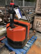 BT LWE180 1800kg Electric Pallet Truck, serial no. 987702, year of manufacture 2007, lift out charge