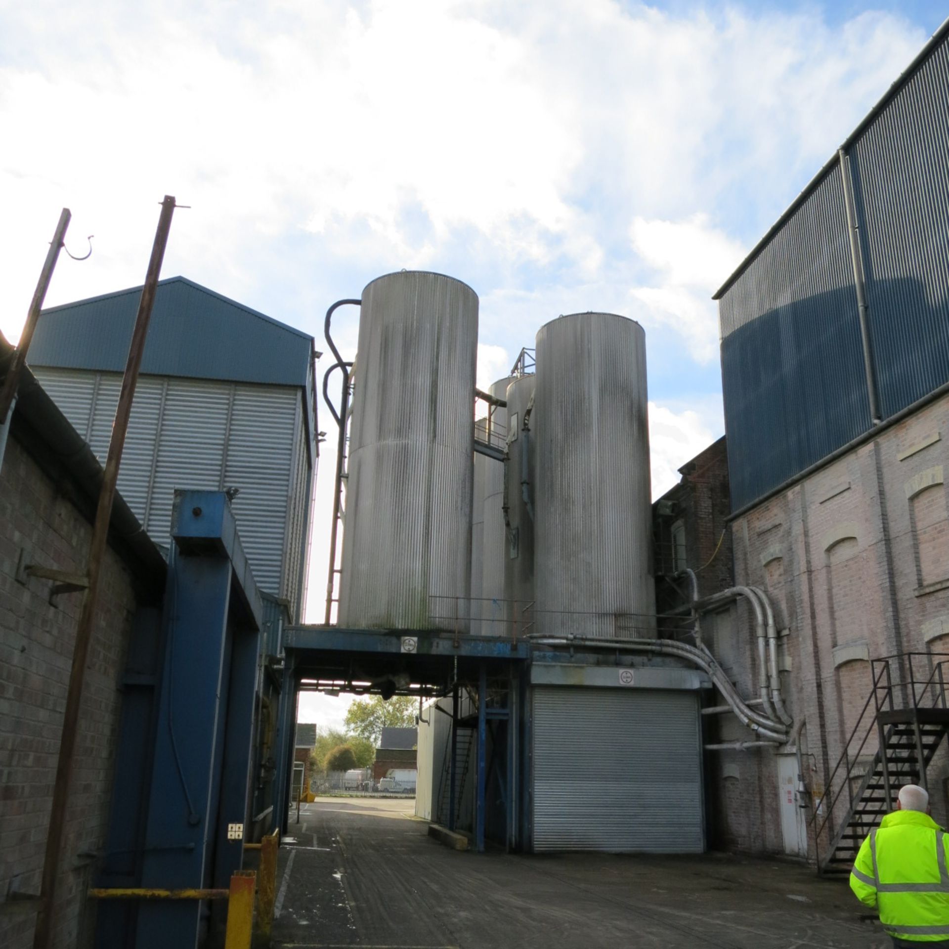 Mild Steel Silo, 3.5m inside dia. with insulation - Image 3 of 20