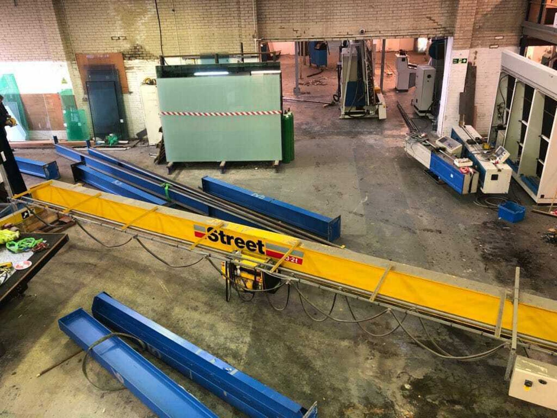 Street A1 3.2 Ton Overhead Travelling Crane, seria - Image 3 of 10