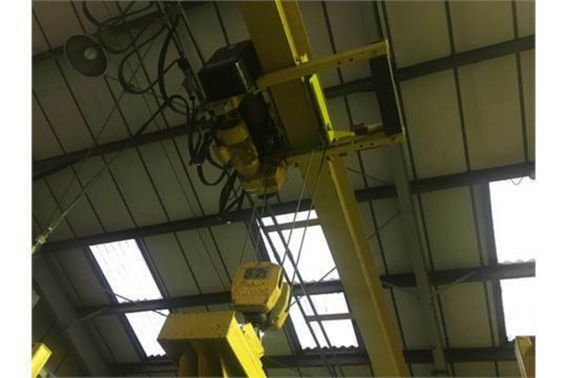 Street A1 3.2 Ton Overhead Travelling Crane, seria - Image 8 of 10