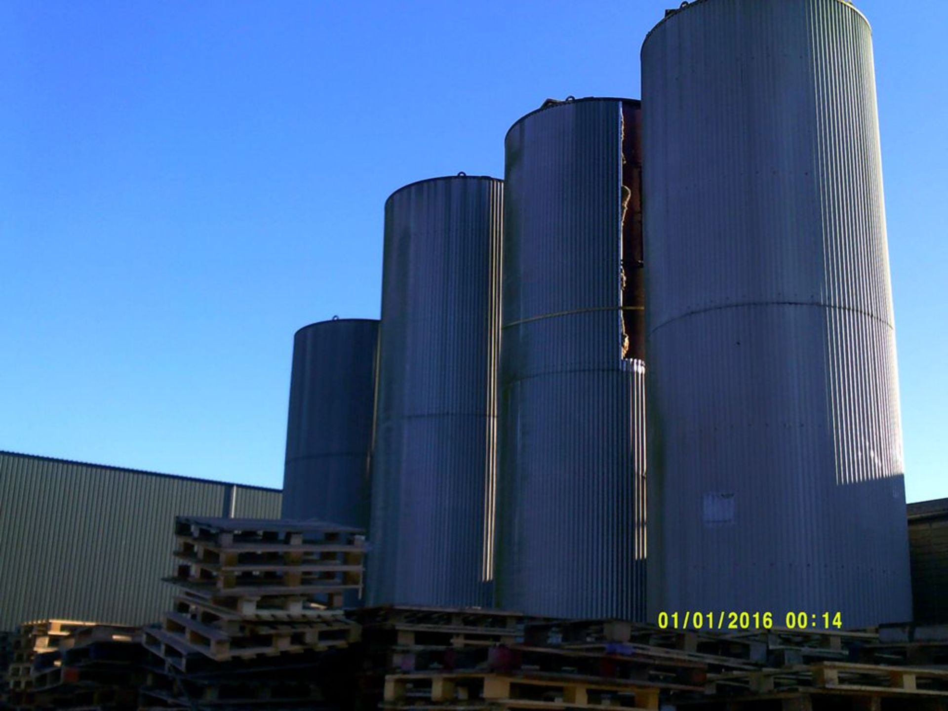 Mild Steel Silo, 3.5m inside dia. with insulation - Image 2 of 20