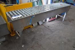 Stainless Steel Framed Powered Roller Conveyor, ap