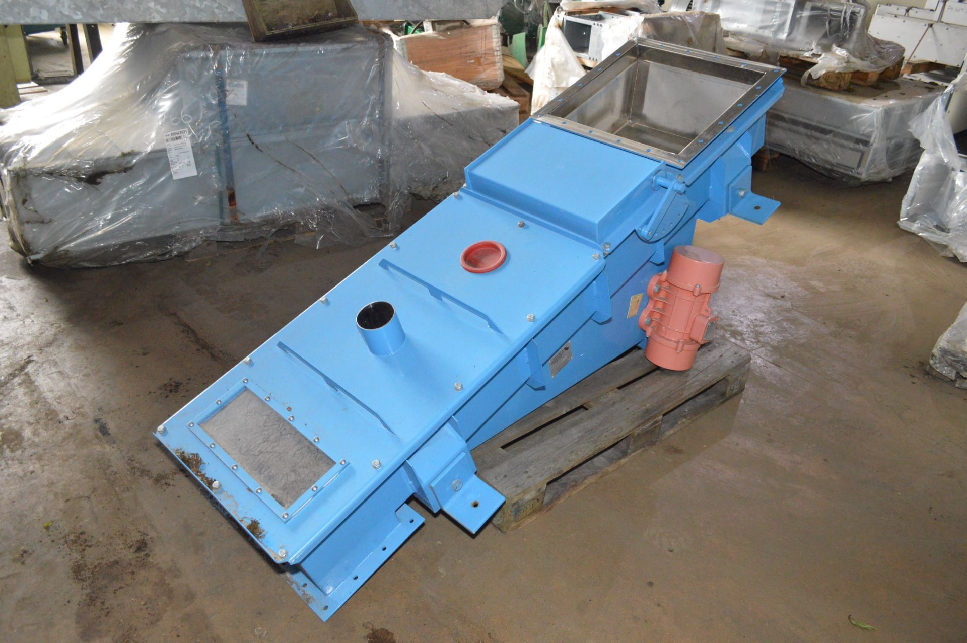 Applied Vibration VIBRATORY FEEDER, serial no. AV11761/16/4, not installed, unused, approx. 2m x - Image 2 of 5