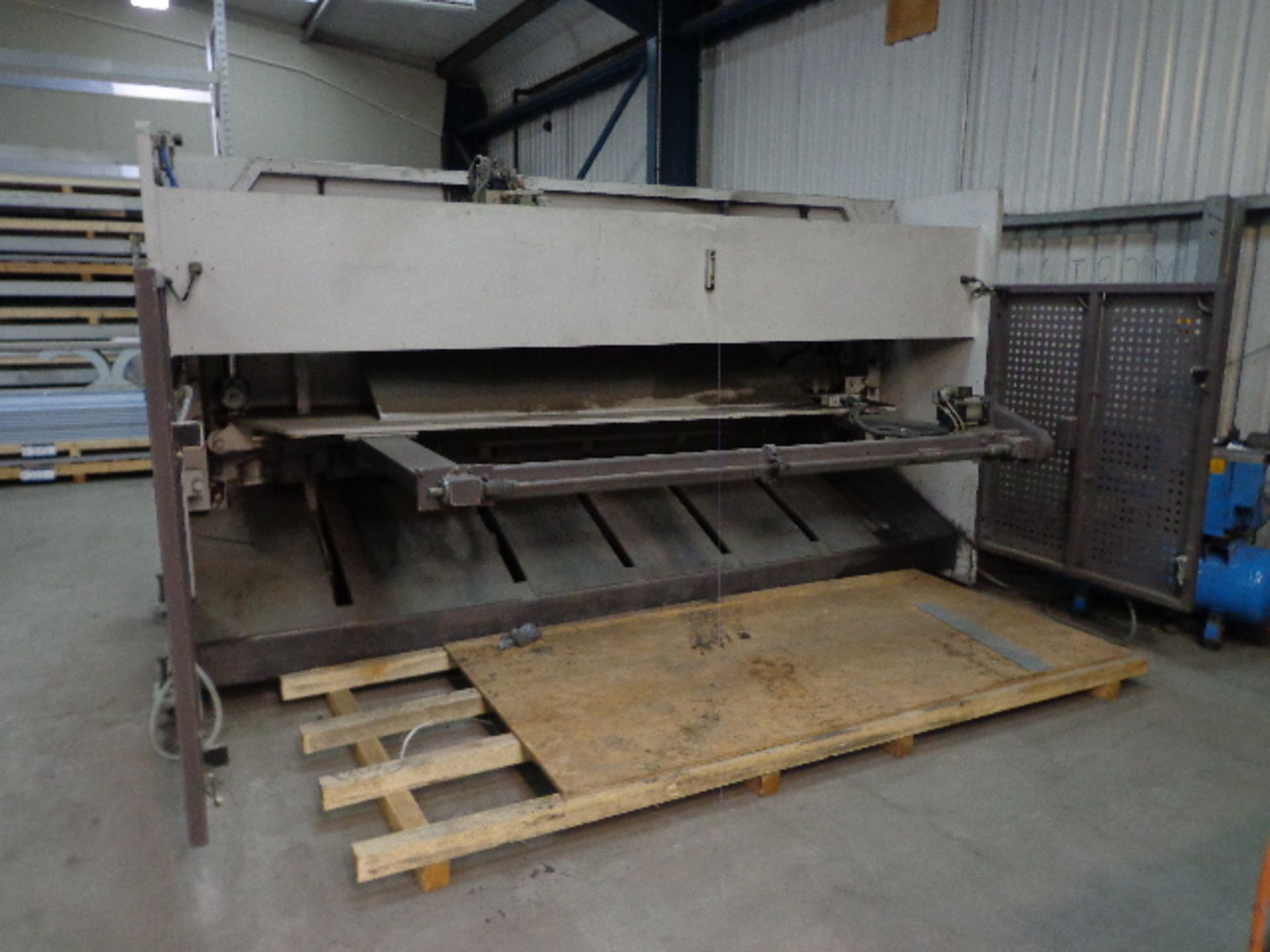 Bystronic Byshear VRG Hydraulic Guillotine, model - Image 3 of 4