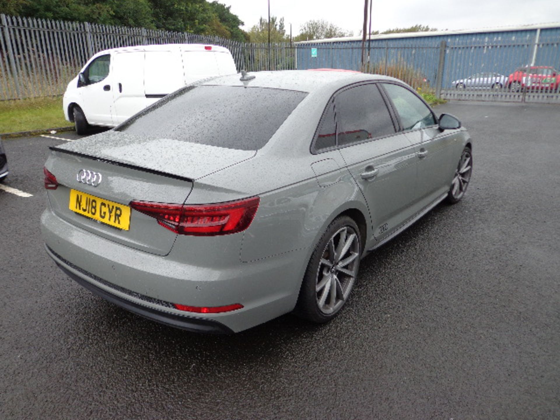 Audi A4 5 Line Black Edition TDi SA Four Door Salo - Image 4 of 8