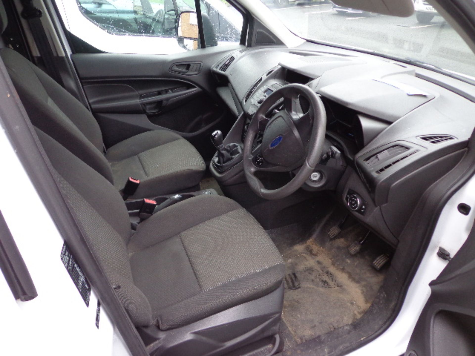 Ford Transit Connect 220 Panel Van, registration n - Image 7 of 9