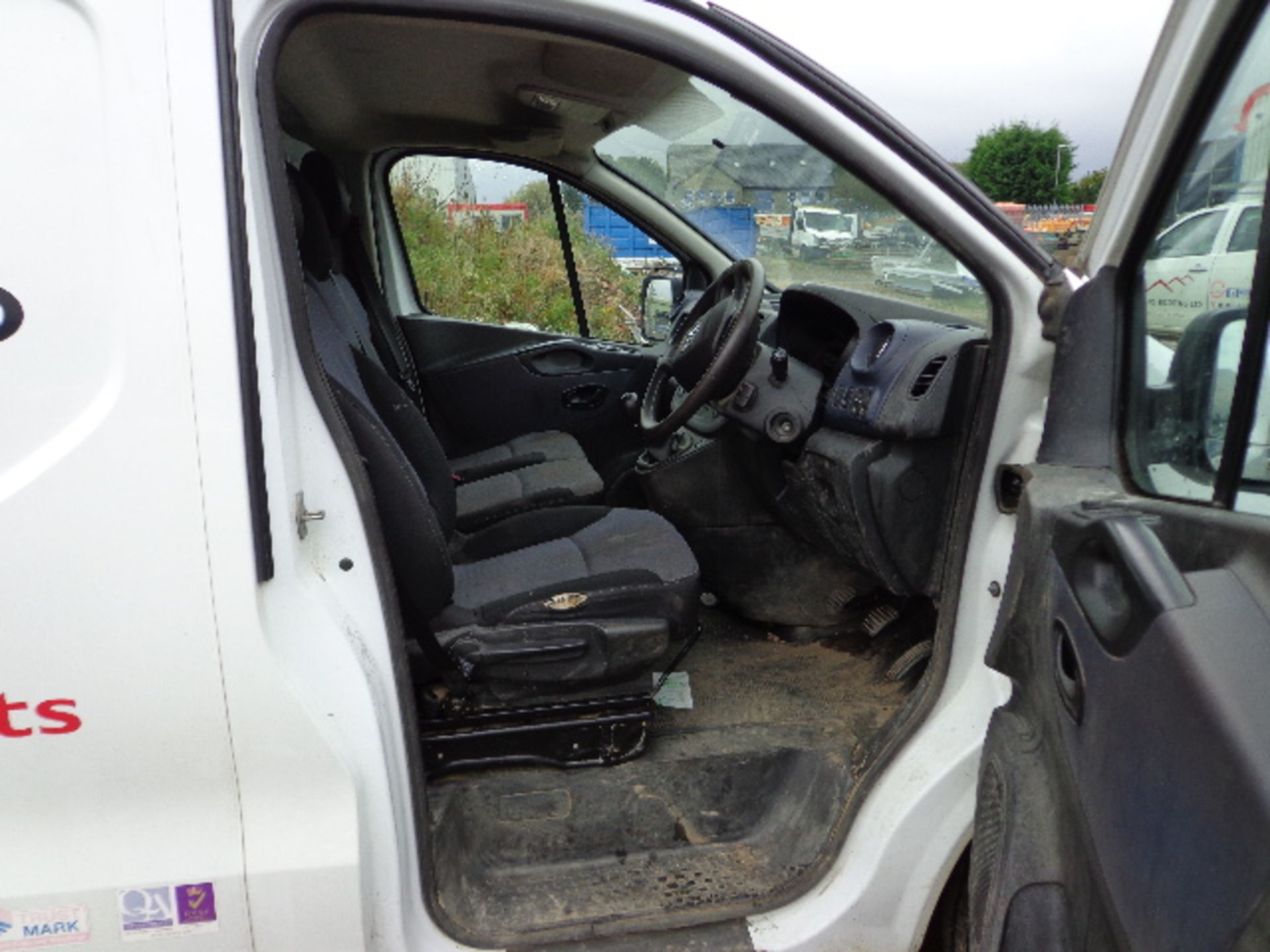 Vauxhall Vivaro 2700 CDTi Panel Van, registration - Image 6 of 7