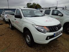 Mitsubishi L200 4 Life DI-D Pick-Up, registration