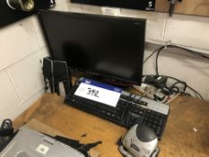 Flat Screen Monitor, Keyboard and Speaker