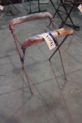 Parts Spraying Stand (lot located at Border Cars G