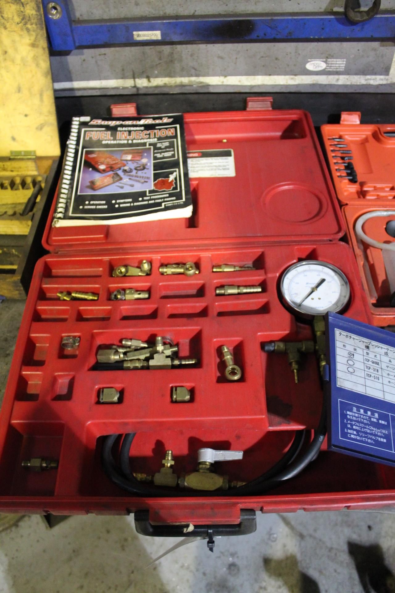 Snap-on Fuel Injection Kits (lot located at Border