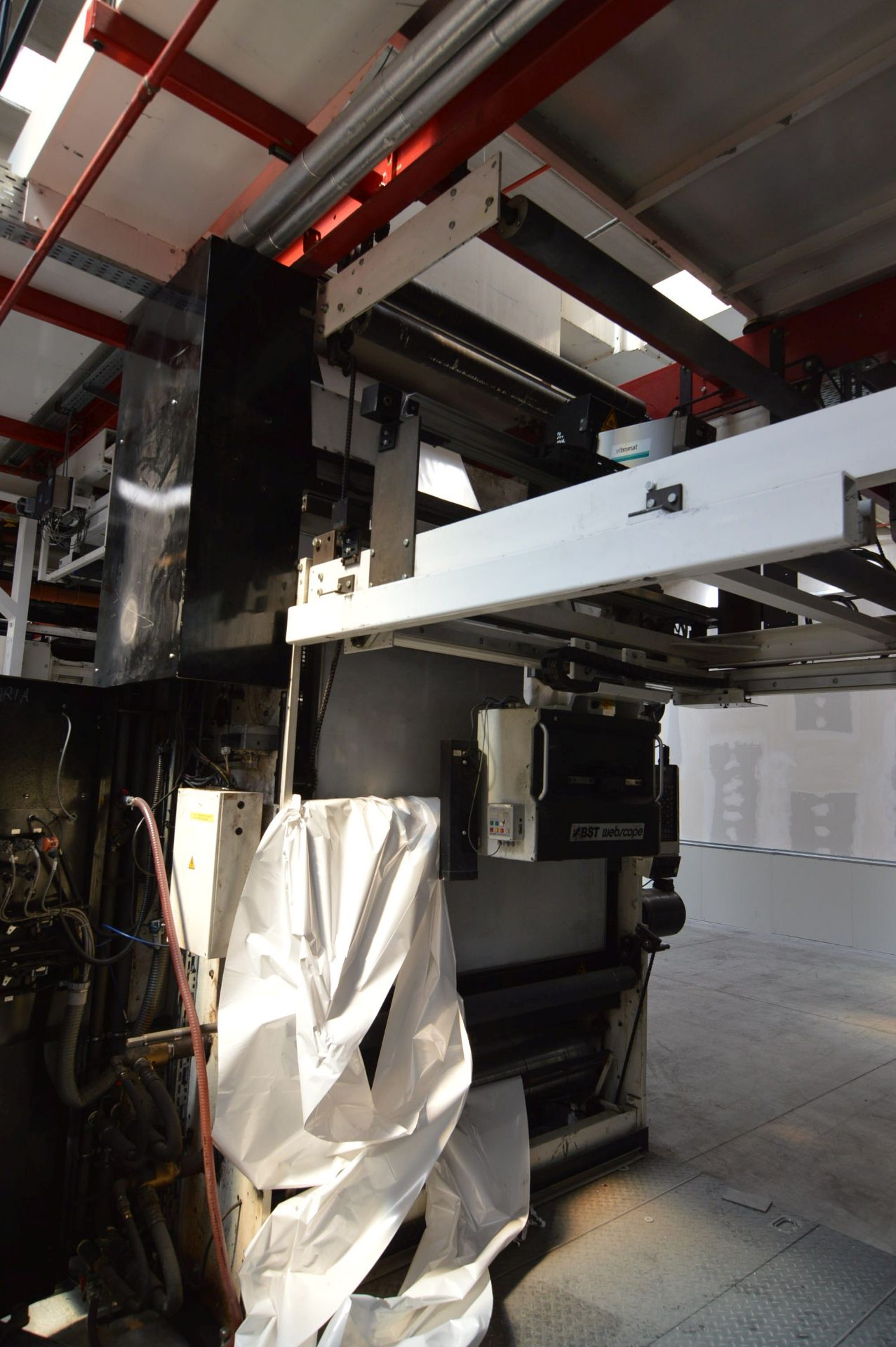 Windmoller & Holscher ASTRAFLEX EIGHT COLOUR CENTRAL IMPRESSION FLEXOGRAPHIC PRINTING PRESS, - Image 7 of 54