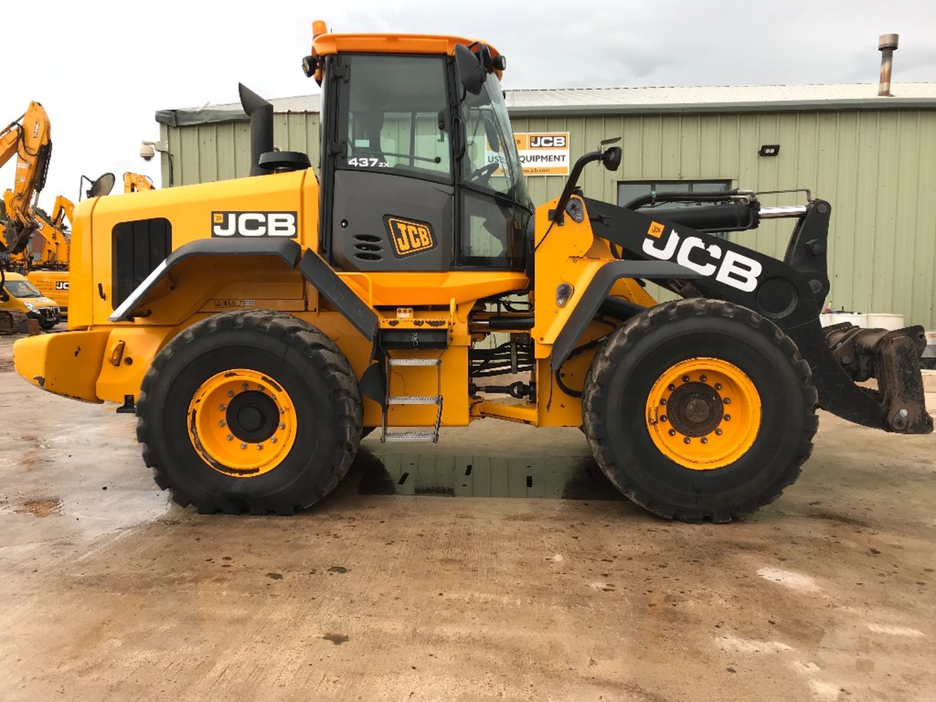 JCB 437ZX WHEELED LOADER, year of manufacture 2015 - Image 4 of 16