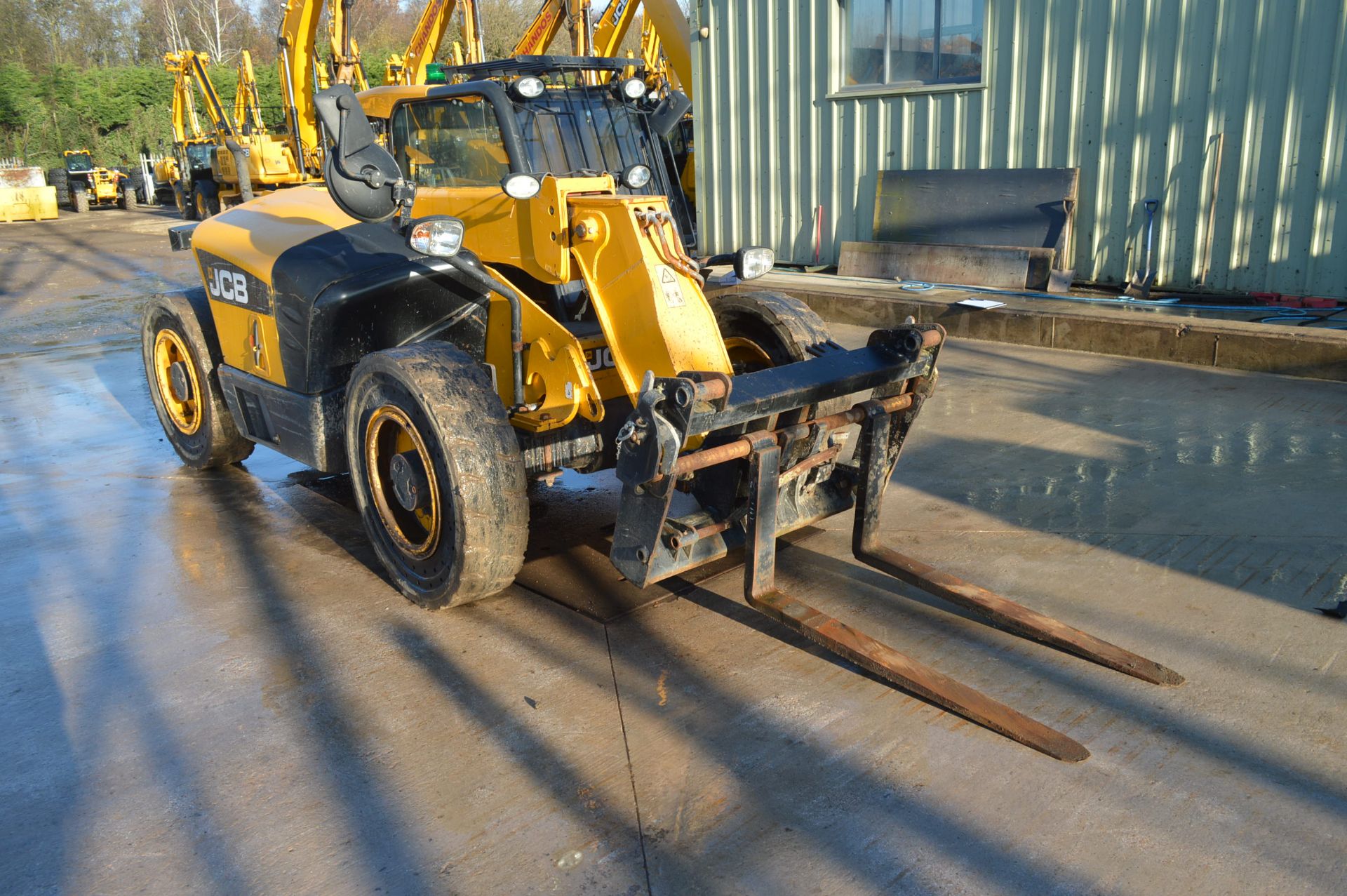 JCB 527-58 WASTEMASTER TELEHANDLER, serial no. 147 - Image 2 of 9