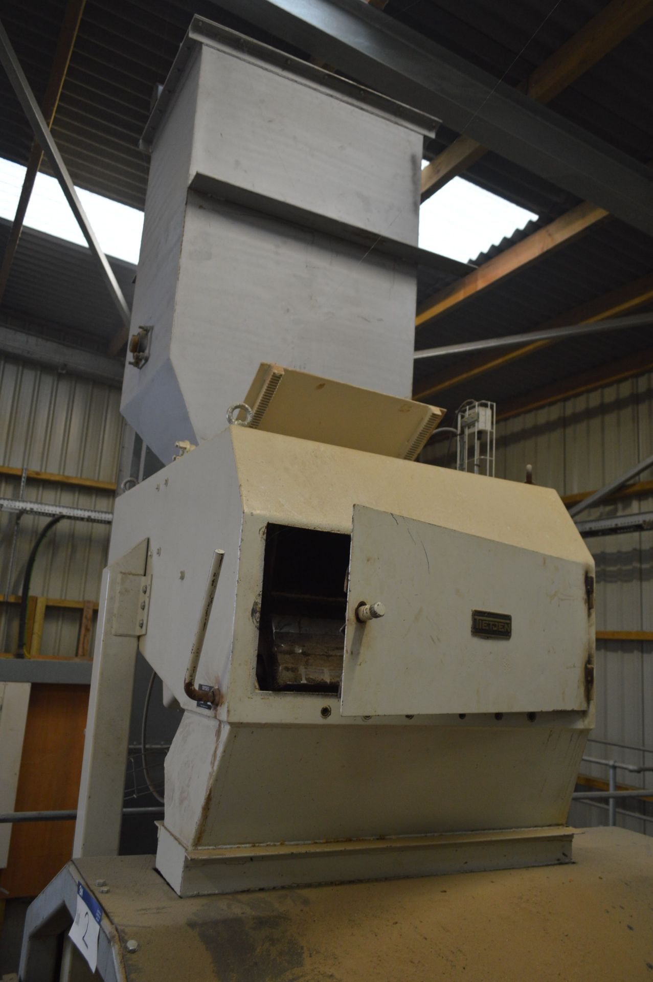 Teitjen HAMMER MILL, with electric motor, R650 MBV-2 feeder, serial no. 3293, fitted permanent - Image 9 of 13