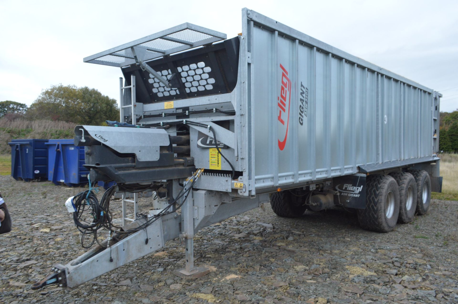 Fliegl GIGANT ASW 3101 (three axle 10.1m body) TRIDEM 29T TRI-AXLE GALVANISED STEEL SIDED PUSH OFF - Image 17 of 31