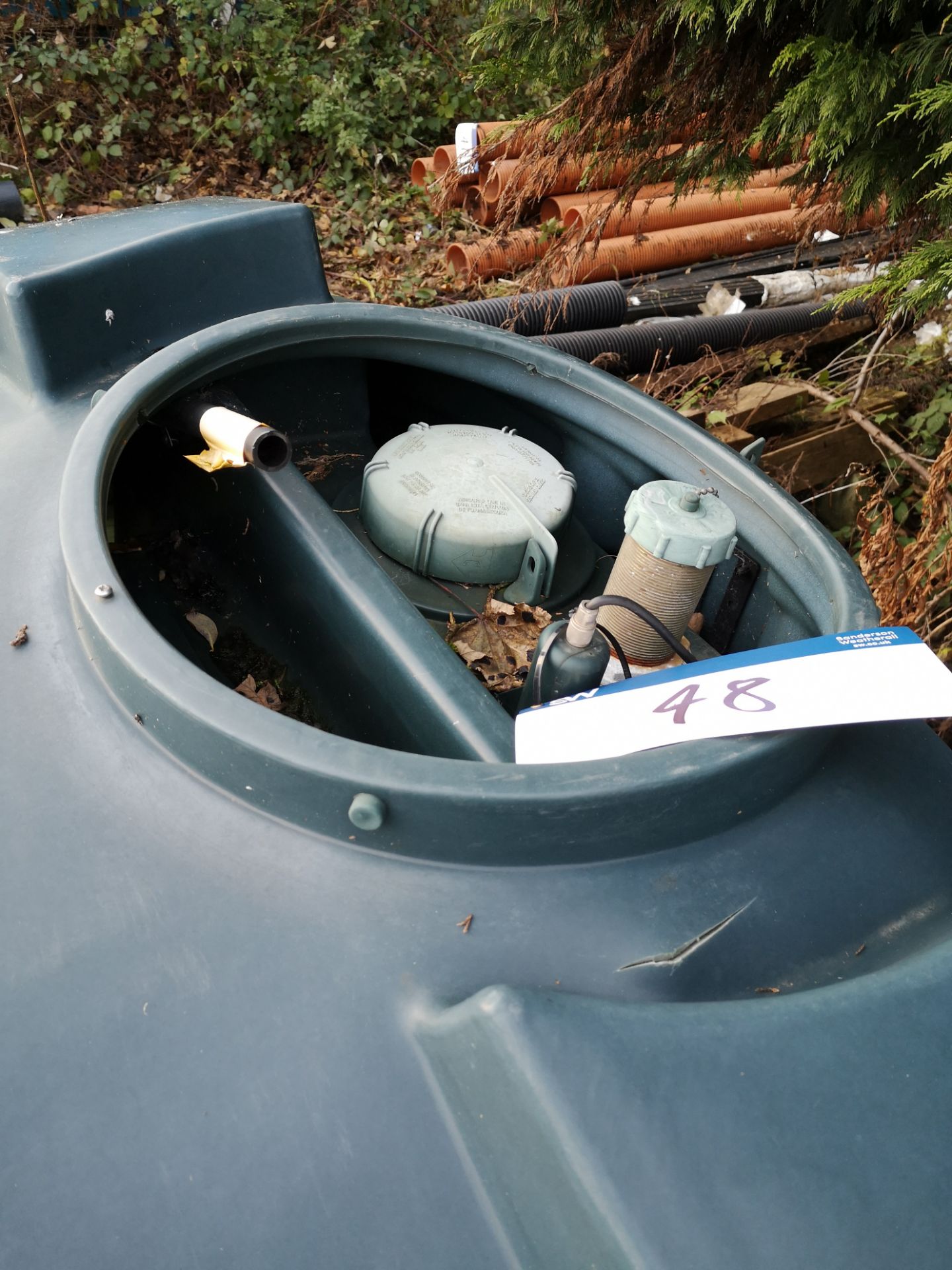 Bunded Plastic Fuel Tank (No Lid) - Image 2 of 2