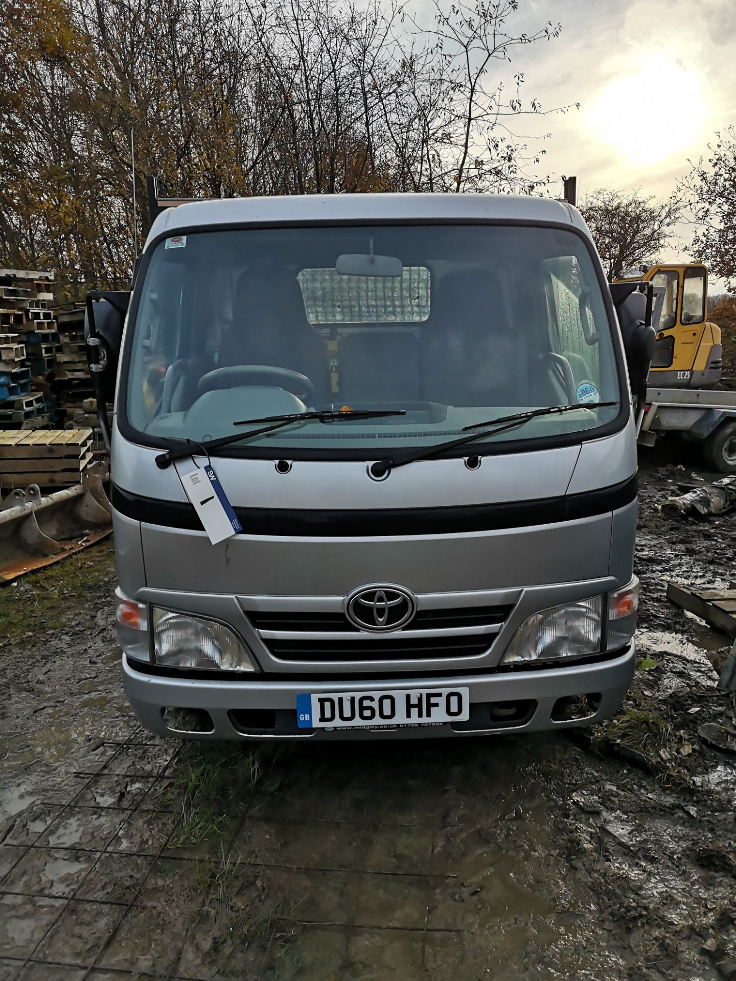 Toyota Dyna 350D-4D LWB Hydraulic Tipper. Reg DU60