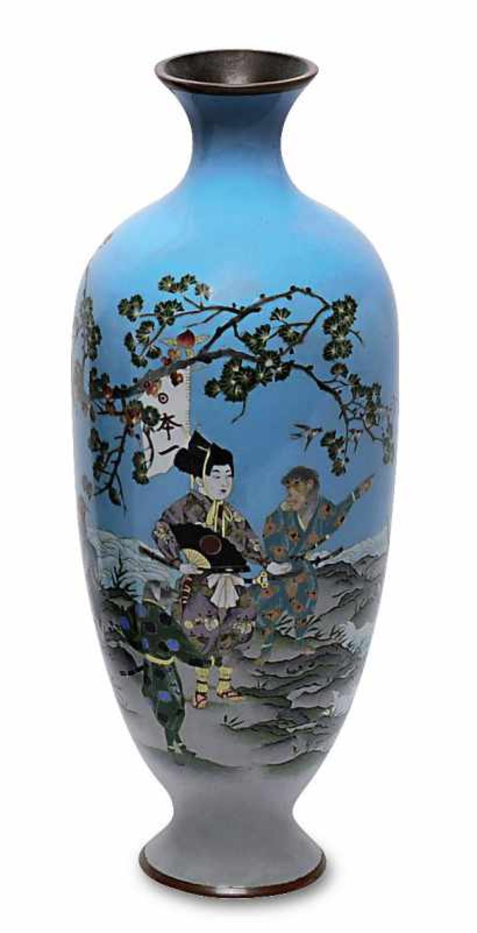 Cloisonné-VaseJapan, wohl Meiji Auf hellblauem Grund umlaufend Darstellung einer Szene aus der