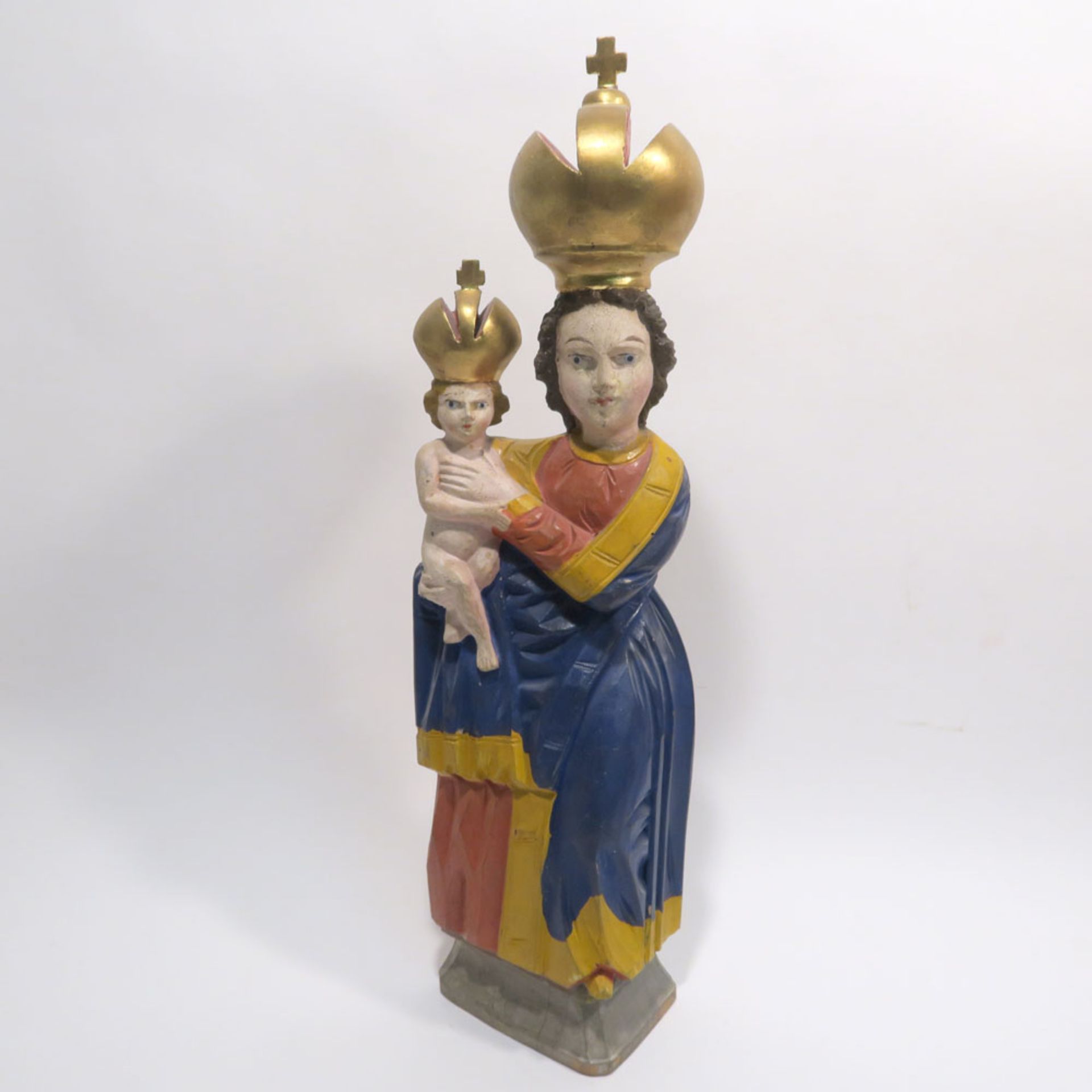 Madonna vom Heiligen Berg zu PríbramBöhmen, 2. Hälfte 19. Jh. Sog. Holzscheitelmadonna. Weichholz,