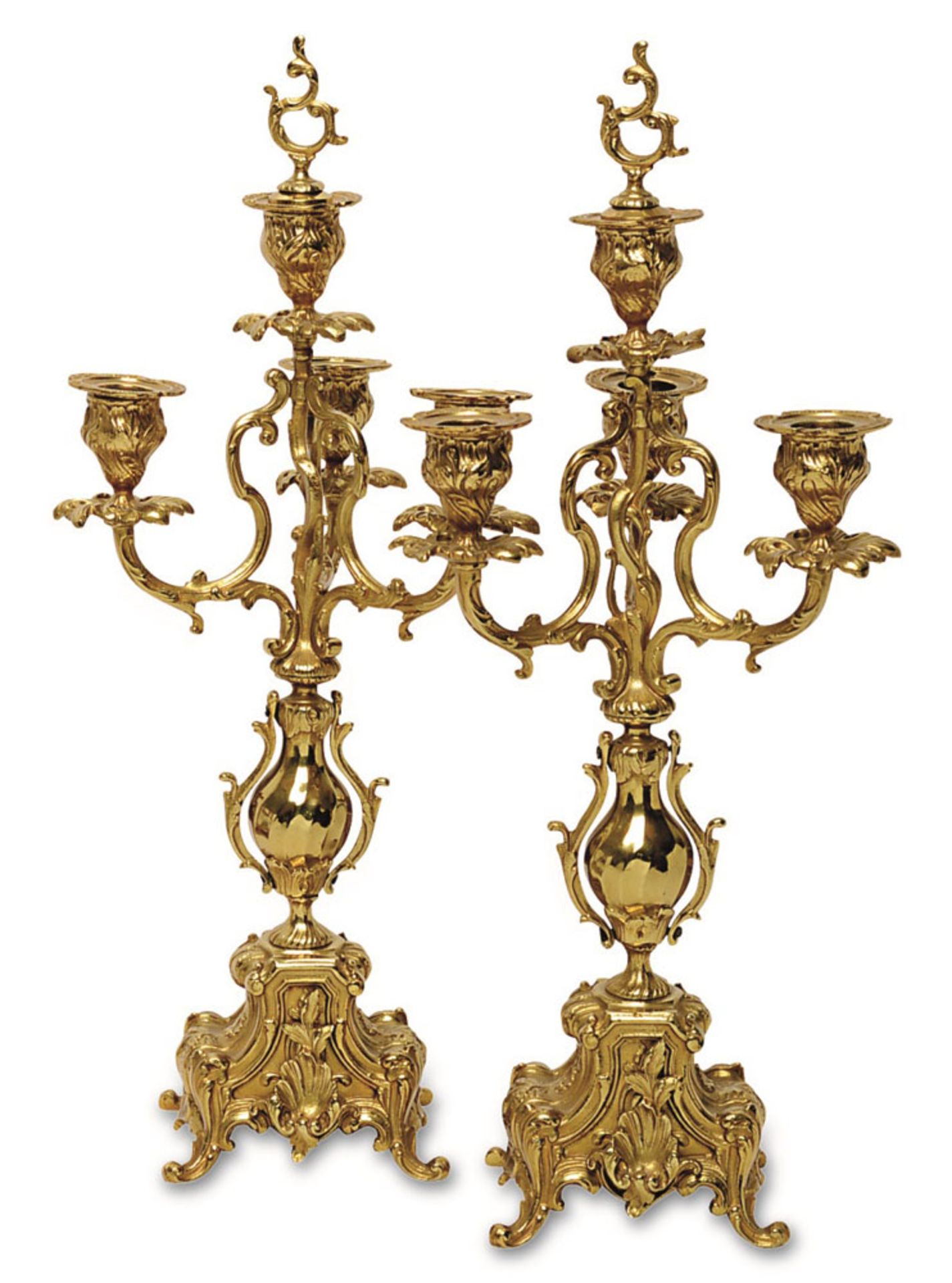 Paar Girandolen Barockstil. Bronze vergoldet. Auf geschweiftem, vierfüßigem Sockel vasenförmiger