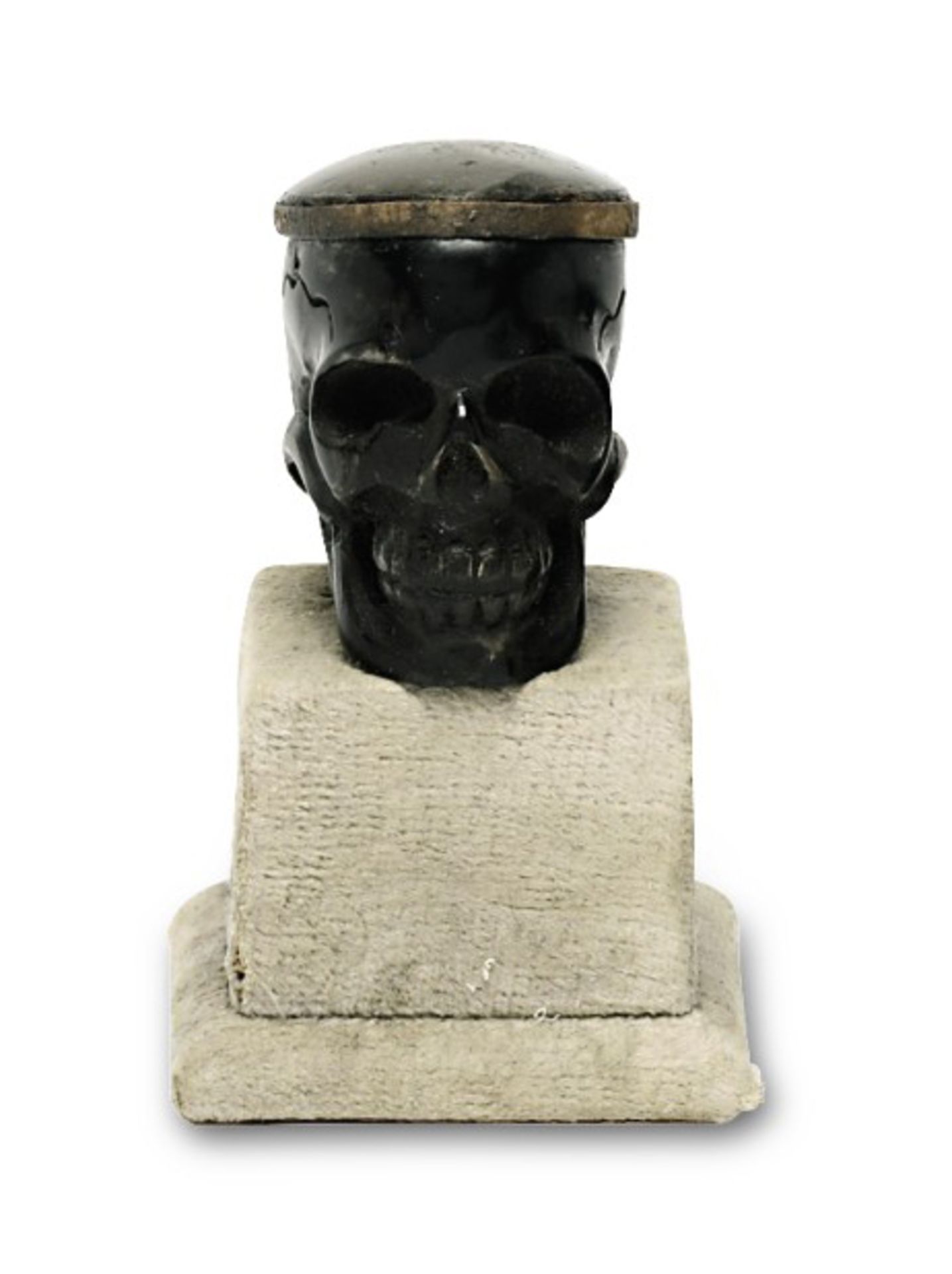 Memento Mori mit Reliquien18./19. Jh. Holz, geschnitzt, gebeizt. Totenkopf, anstelle der