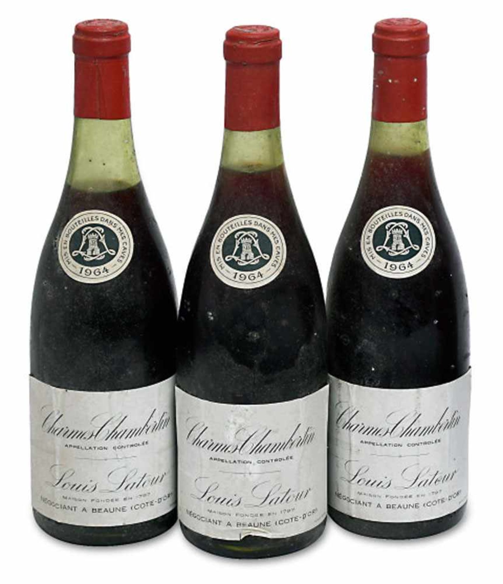 Drei Flaschen Charmes-ChambertinCôte de Beaune, Burgund, FrankreichLouis Latour, Premier Cru.