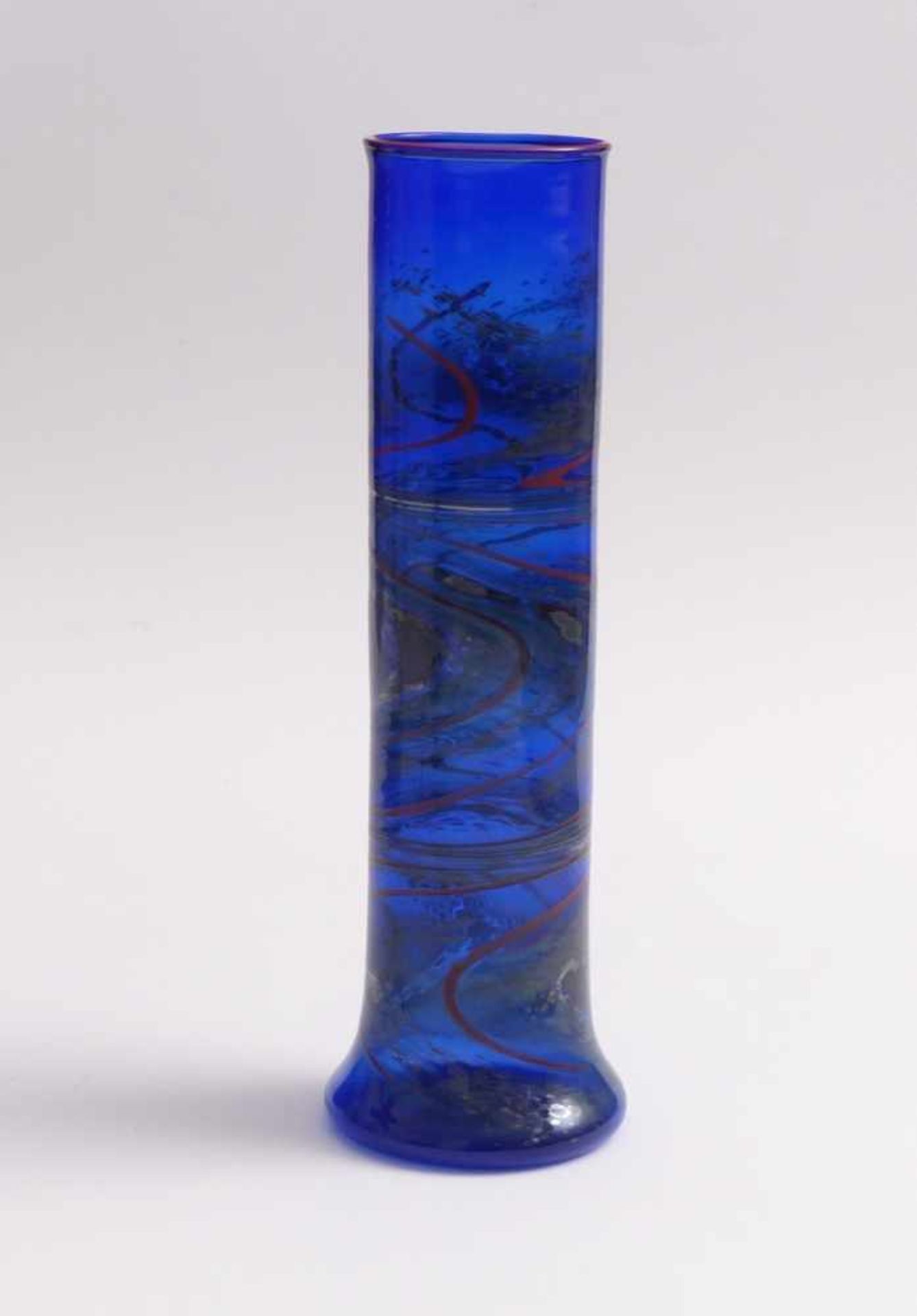 Bäz-Dölle, WalterVase(Lauscha 1935 born) Cobalt blue glass with wavy red threads and metal oxide