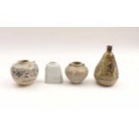 Four small vesselsAsia, 9th - 20th C.Vessel with handles, Annam, Song Dynasty or later, celadon