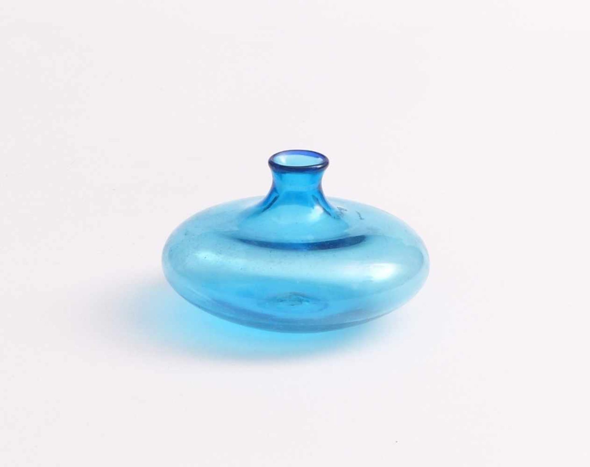 Small vase ''Monofiore''Venini, MuranoTransparent blue glass. Signed ''venini italia'' and ''a.s. - Image 2 of 2