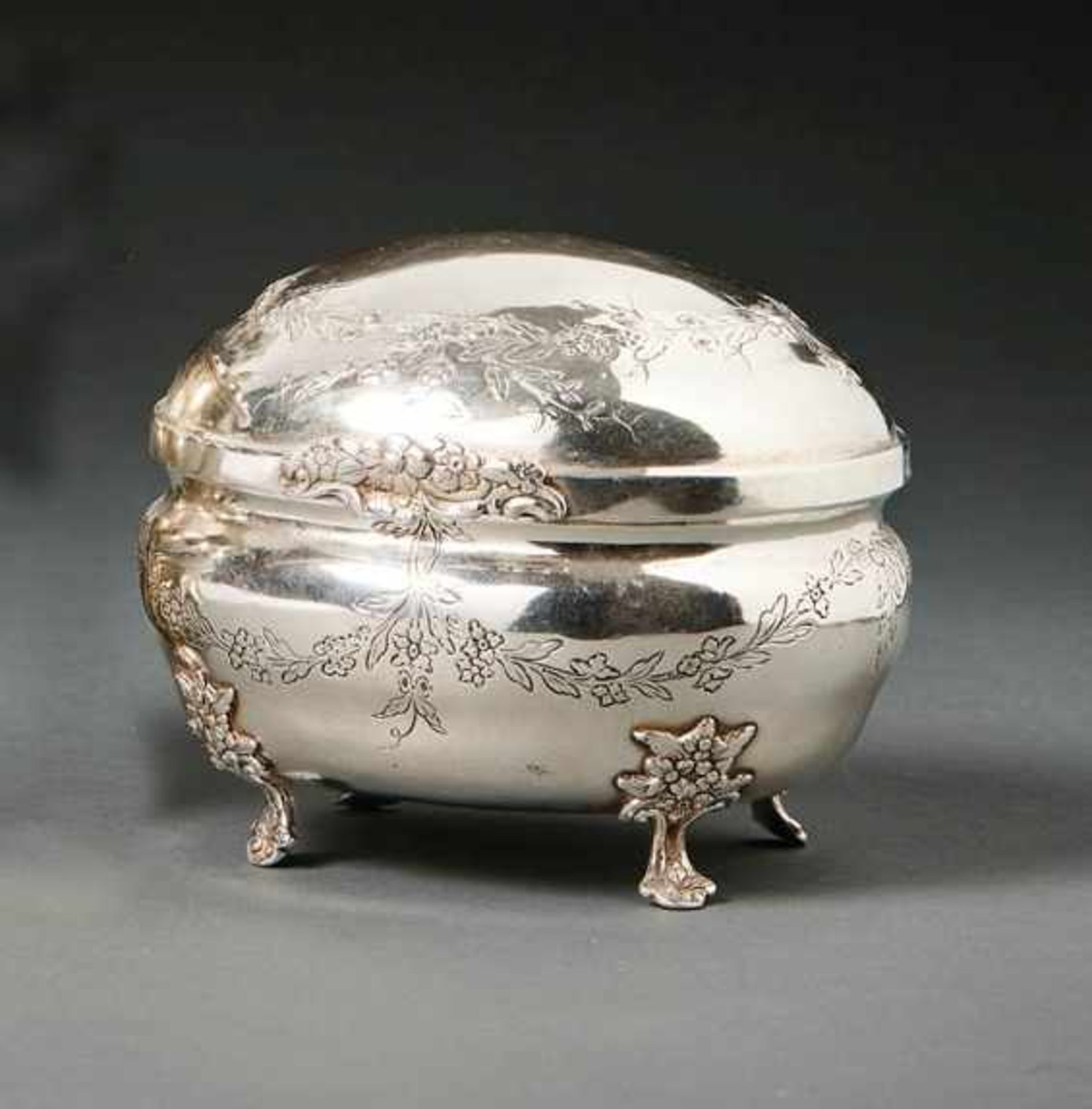 Rococo sugar bowlFrankfurt an der Oder, around 1770Johann Christoph Prevot (Master around 1770-