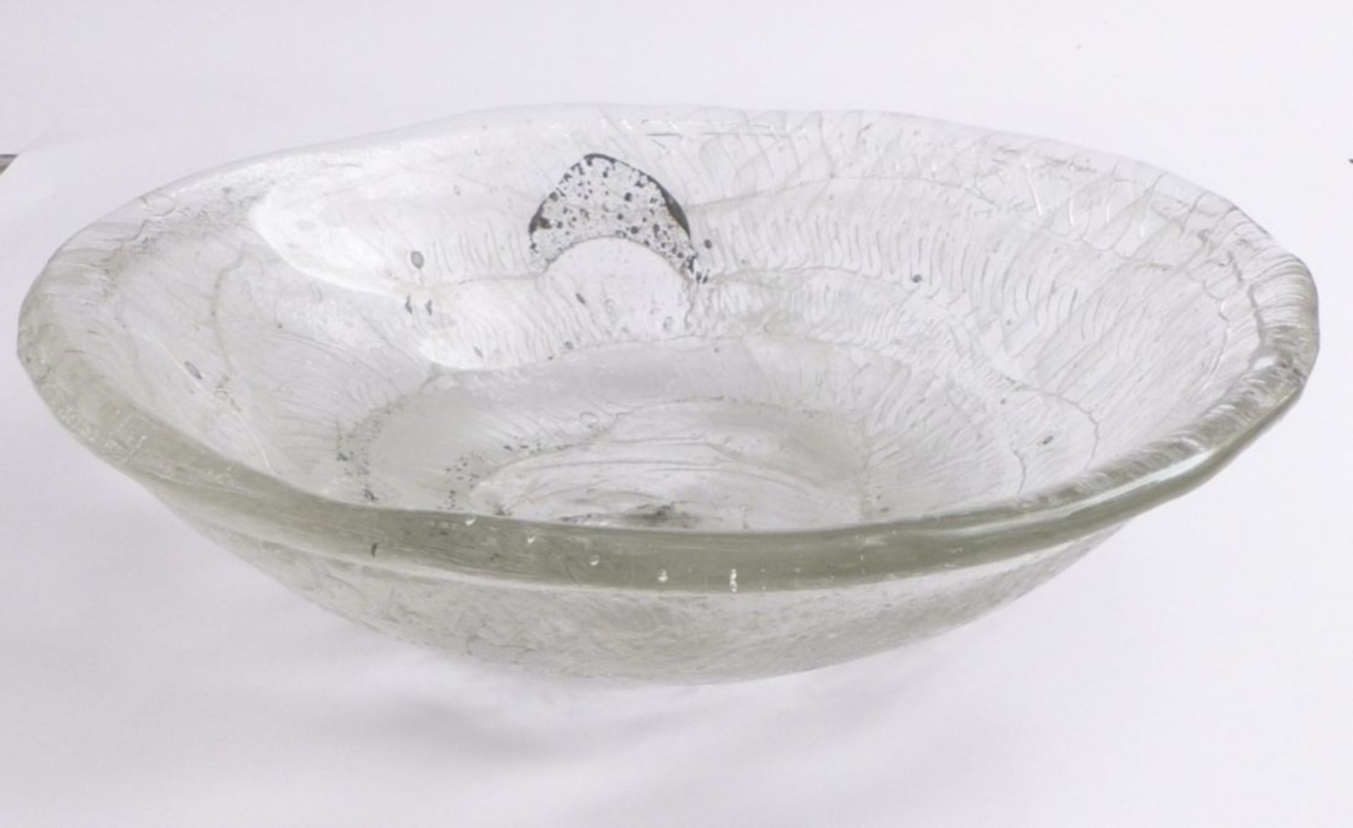 Schagemann, Bernhard (attributed)Large bowl(Bad Waldsee 1933-2016) Colorless glass, wavy with
